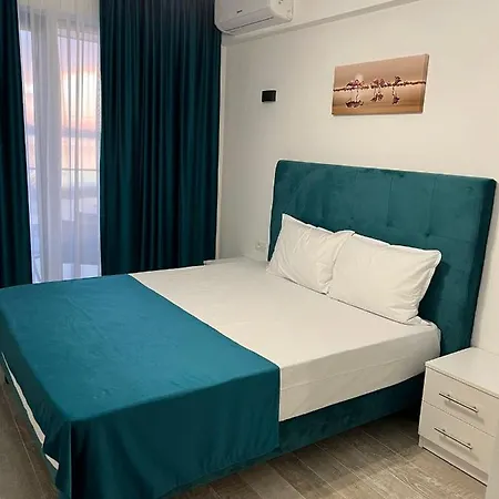 Blue Wave Apartment